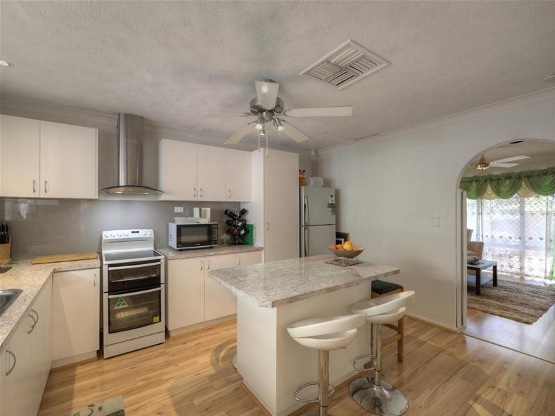 6A Clements Grove, Armadale WA 6112