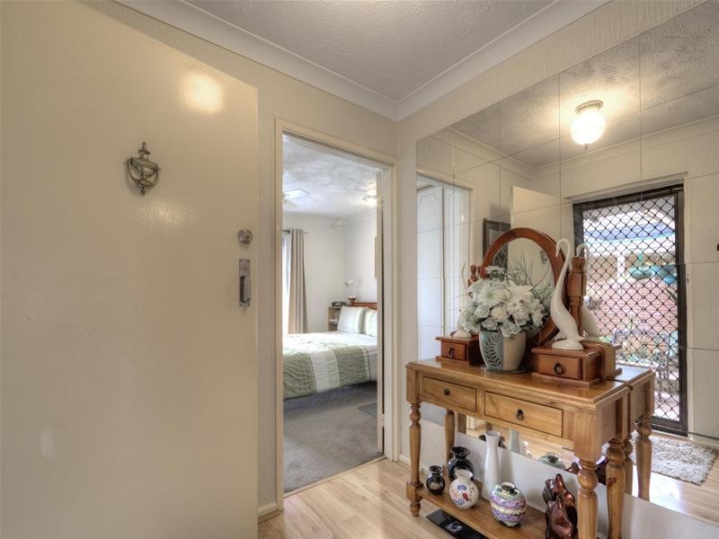 6A Clements Grove, Armadale WA 6112