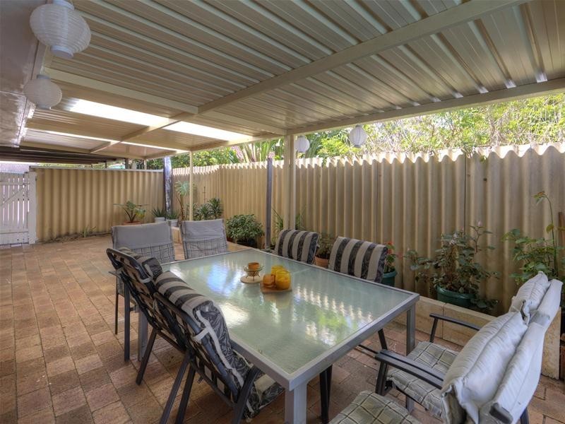 6A Clements Grove, Armadale WA 6112