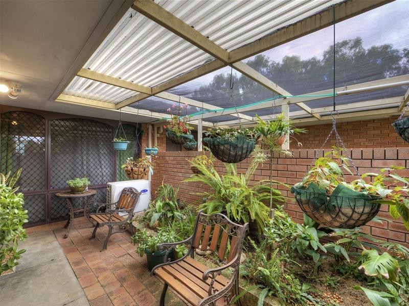 6A Clements Grove, Armadale WA 6112