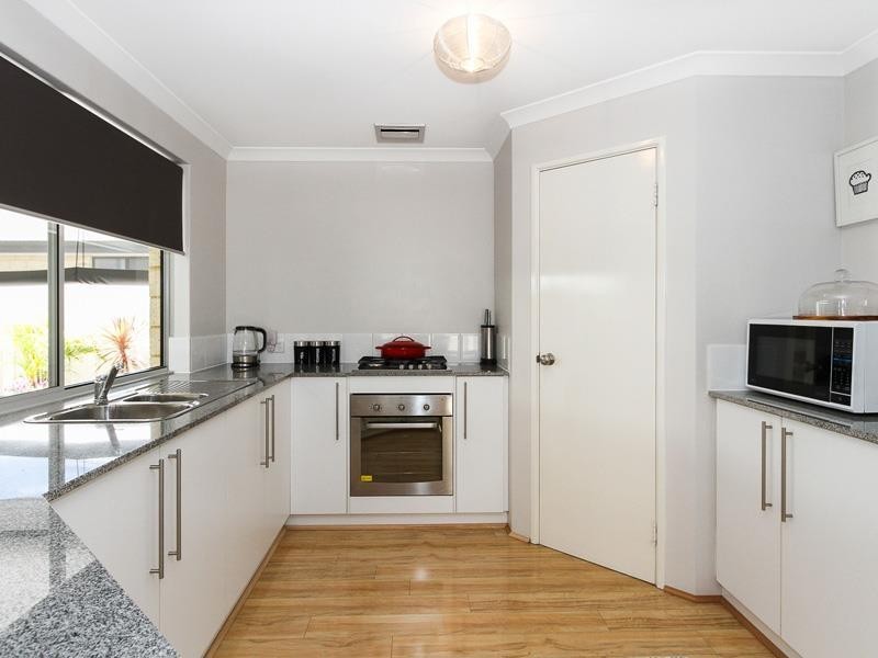 7 Aleppo Street, Aubin Grove WA 6164