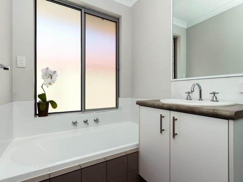 7 Aleppo Street, Aubin Grove WA 6164