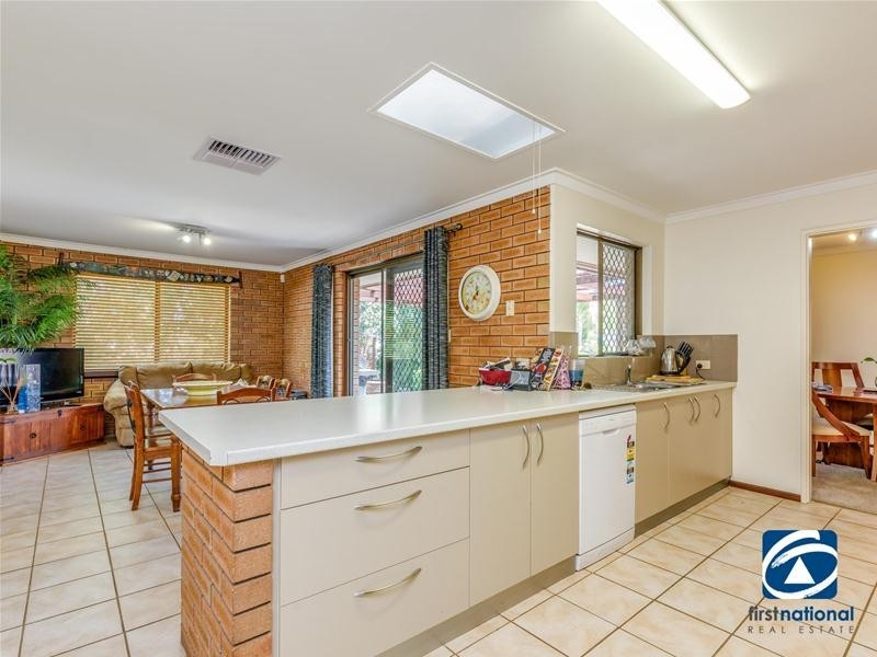 23 Morundah Place, Kelmscott WA 6111