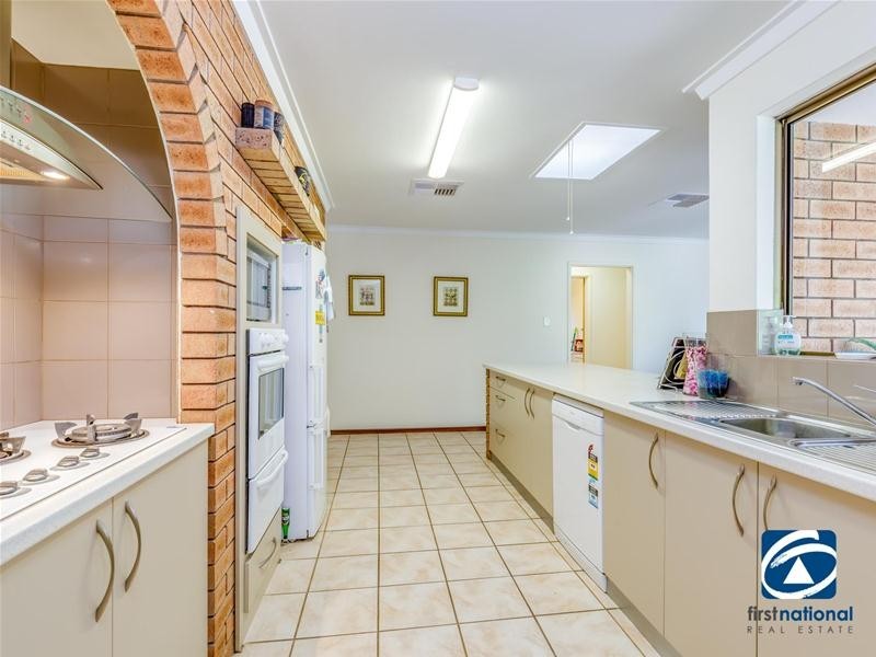 23 Morundah Place, Kelmscott WA 6111