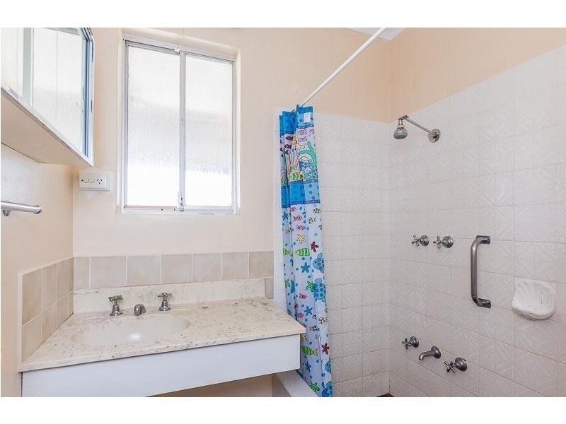 10 Tomah Road, Armadale WA 6112