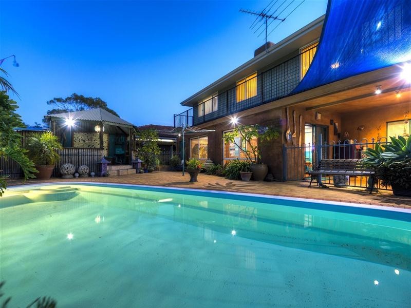 60 Aralia Way, Forrestfield WA 6058