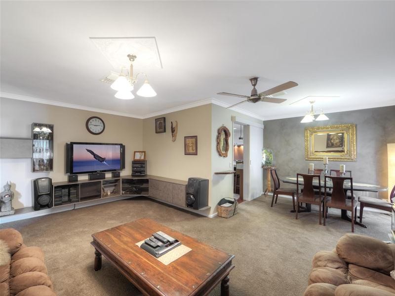 60 Aralia Way, Forrestfield WA 6058