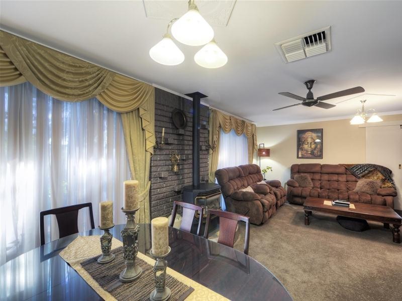 60 Aralia Way, Forrestfield WA 6058