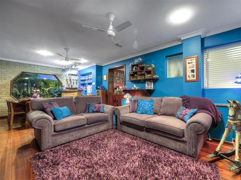 60 Aralia Way, Forrestfield WA 6058