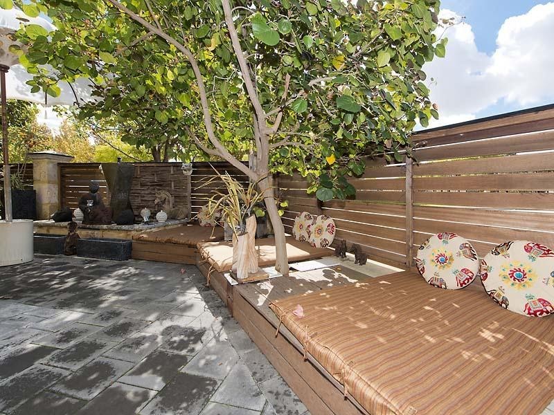 40 Roselea Boulevard, Stirling WA 6021