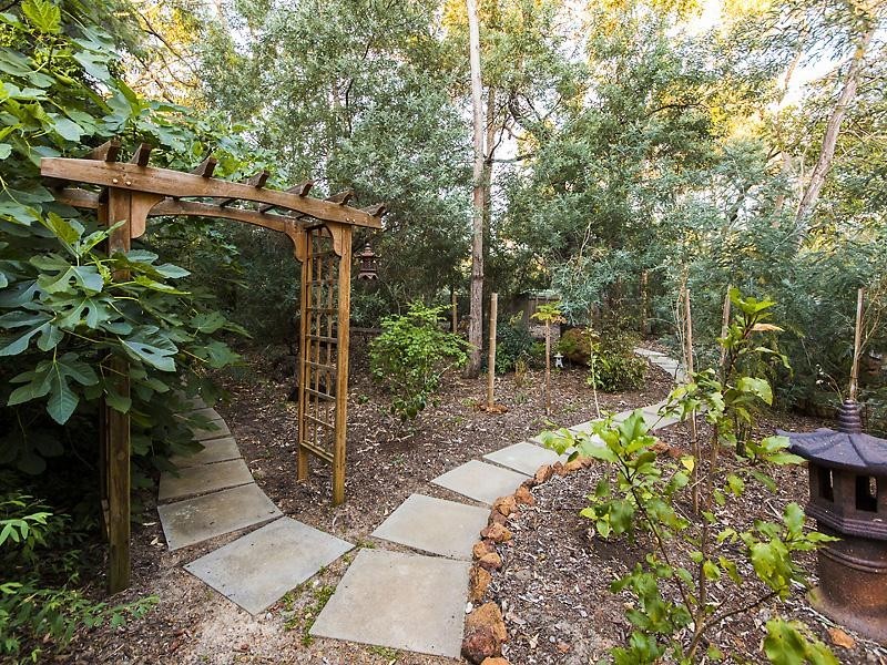 24 George Road, Roleystone WA 6111