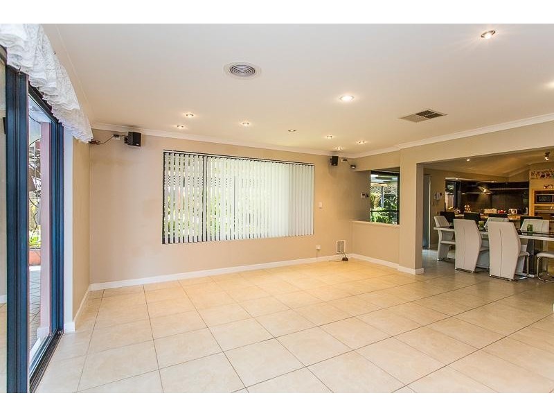 48 Brindabella Avenue, Rockingham WA 6168