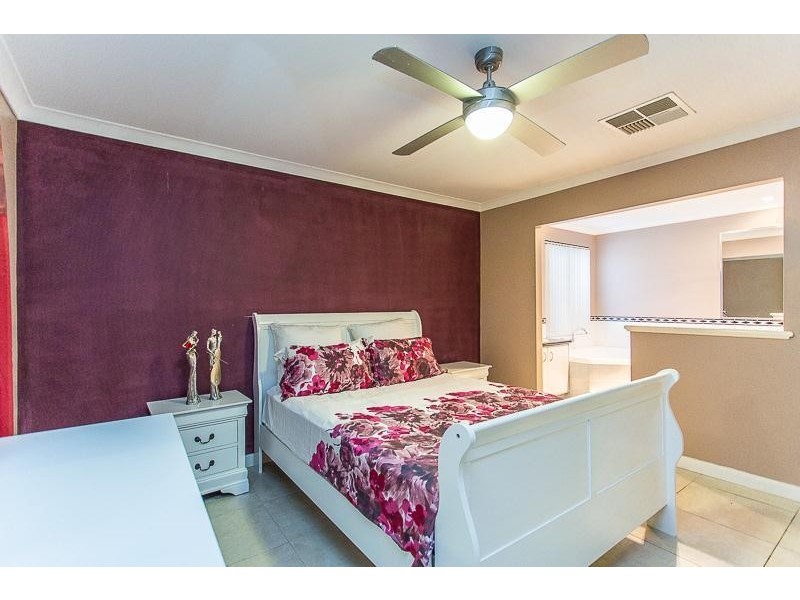 48 Brindabella Avenue, Rockingham WA 6168