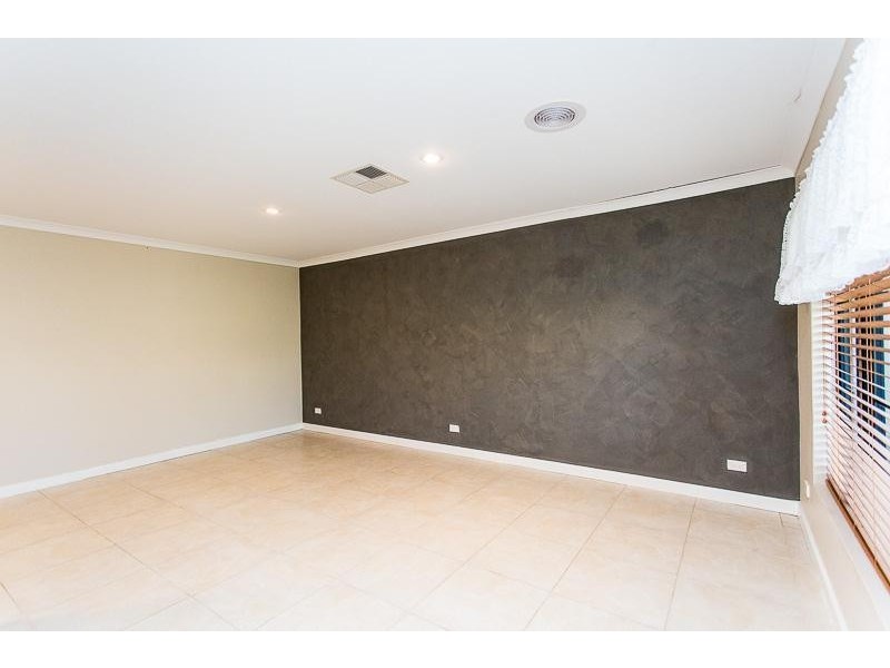 48 Brindabella Avenue, Rockingham WA 6168