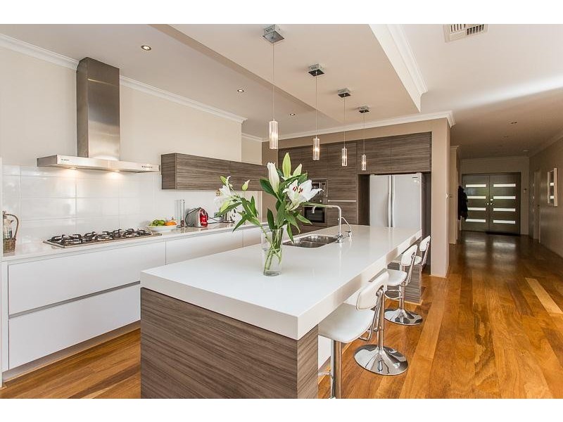 12 Silvershot Avenue, Harrisdale WA 6112