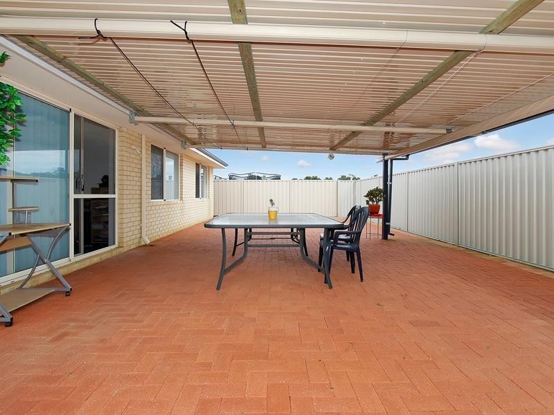51 Hebrides Drive, Seville Grove WA 6112
