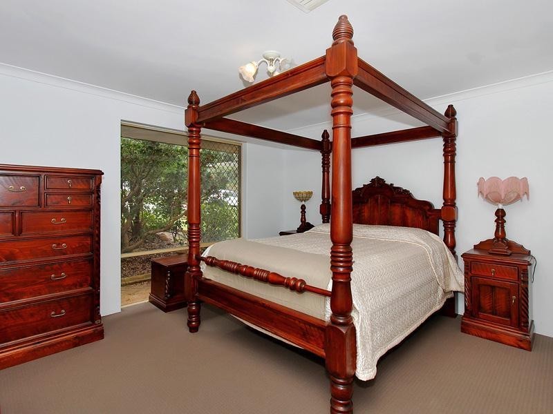 4 Higgins Place, Mount Nasura WA 6112