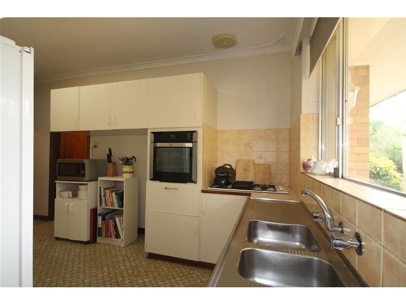 47 Buckingham Road, Kelmscott WA 6111