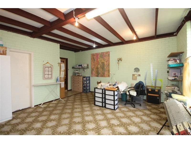 47 Buckingham Road, Kelmscott WA 6111