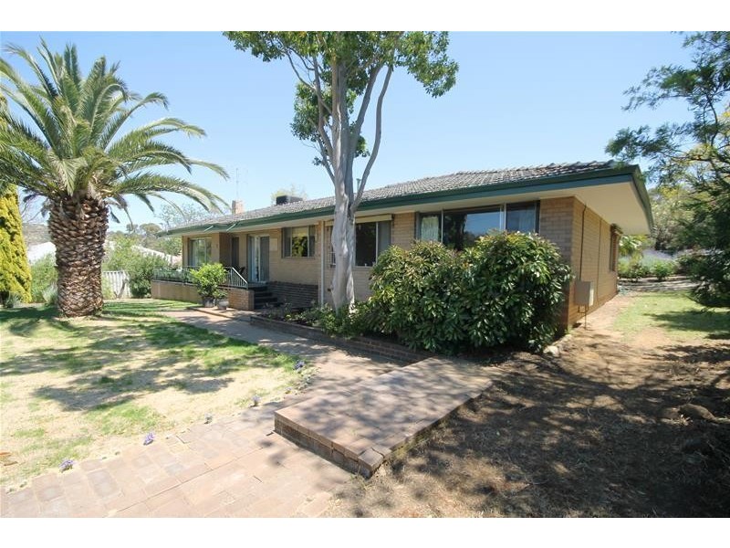 47 Buckingham Road, Kelmscott WA 6111