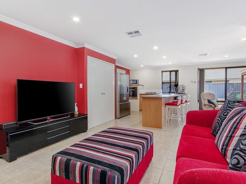 14 Halfpenny Avenue, Byford WA 6122