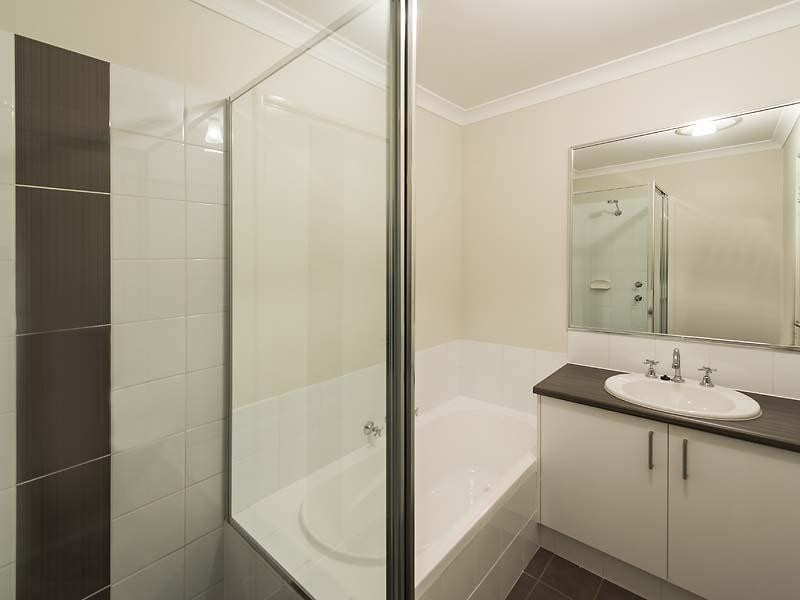 5B Friar Road, Armadale WA 6112