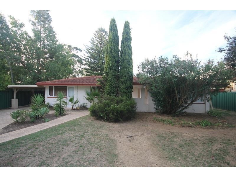 7 Shaw Place, Mount Nasura WA 6112