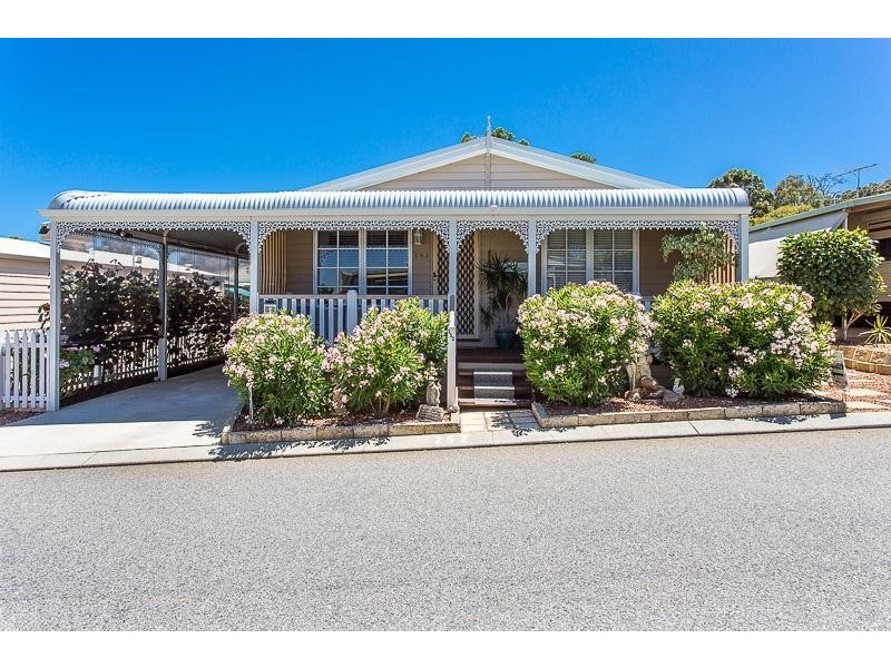 252/270 South Western Highway, Mount Richon WA 6112