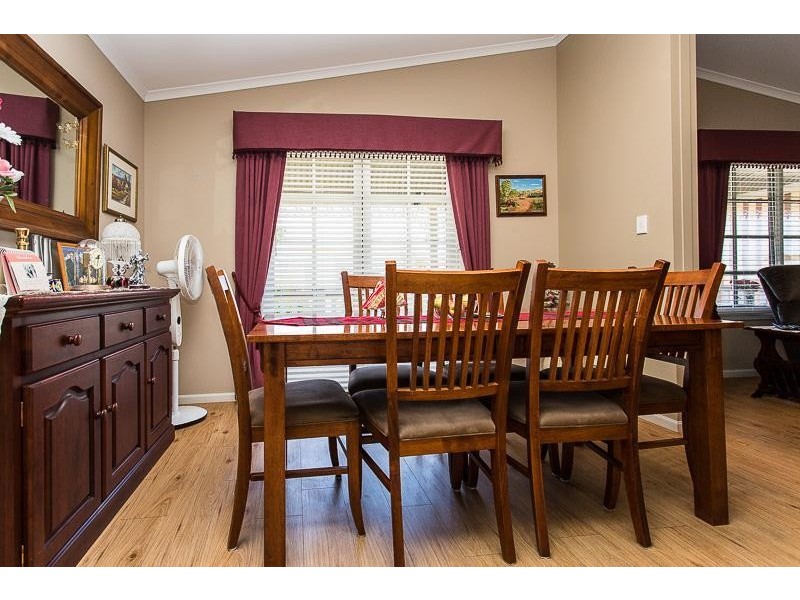 252/270 South Western Highway, Mount Richon WA 6112