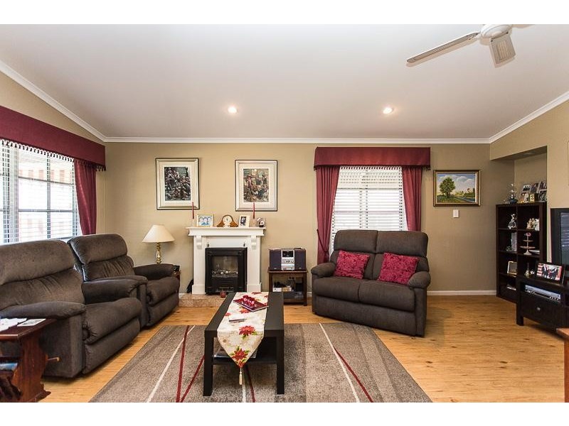 252/270 South Western Highway, Mount Richon WA 6112