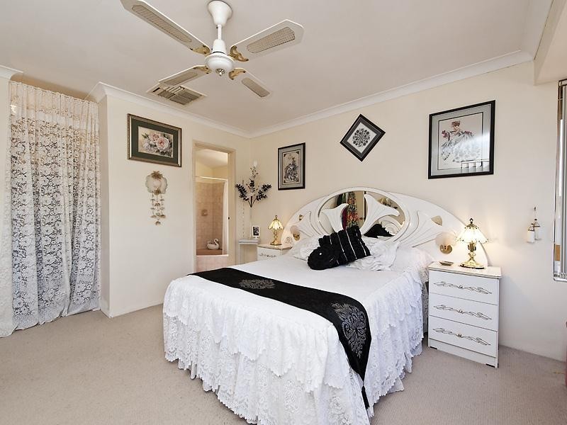 29 Jade Street, Mount Richon WA 6112