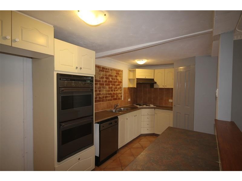 7 Arnott Court, Kelmscott WA 6111