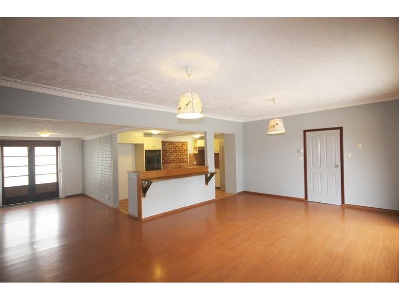 7 Arnott Court, Kelmscott WA 6111