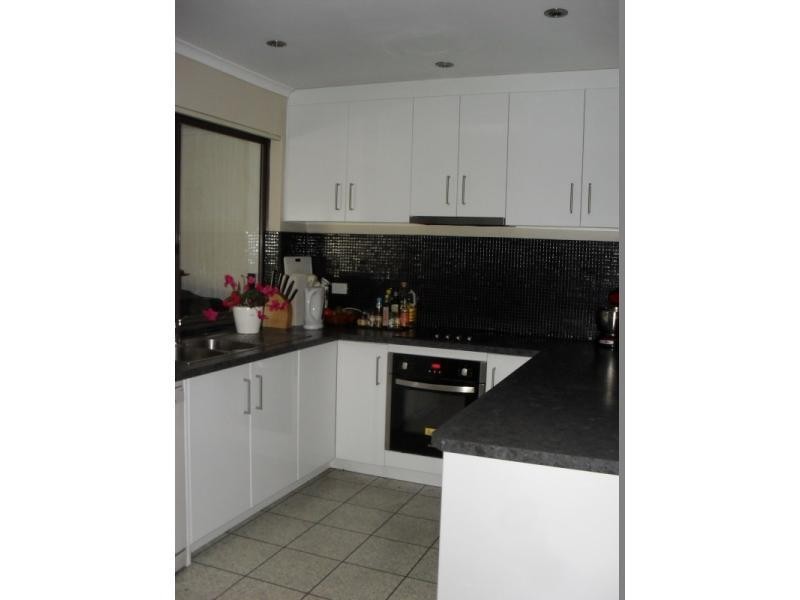 4 Mallard Street, Thornlie WA 6108