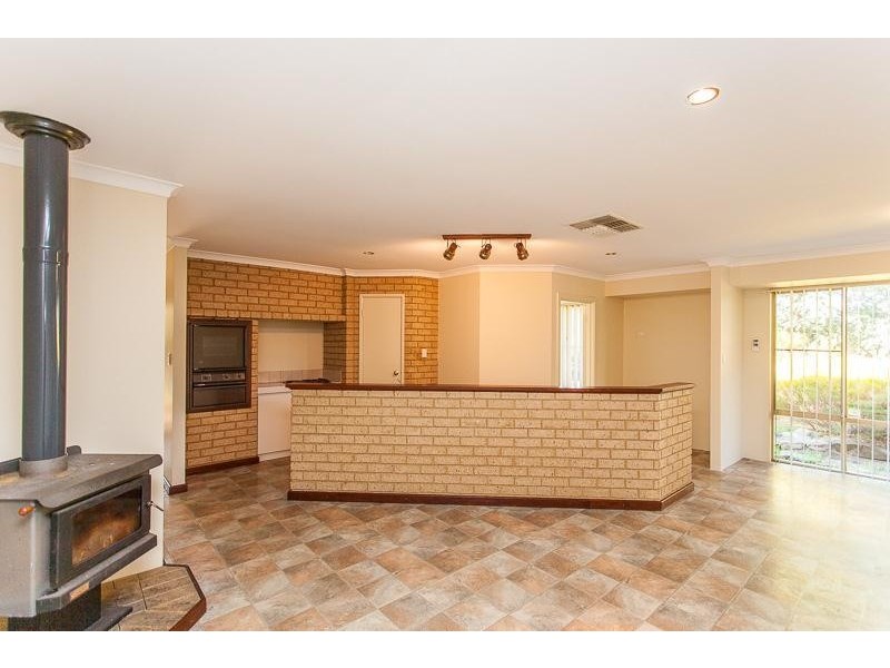 20 Carawatha Avenue, Mount Nasura WA 6112