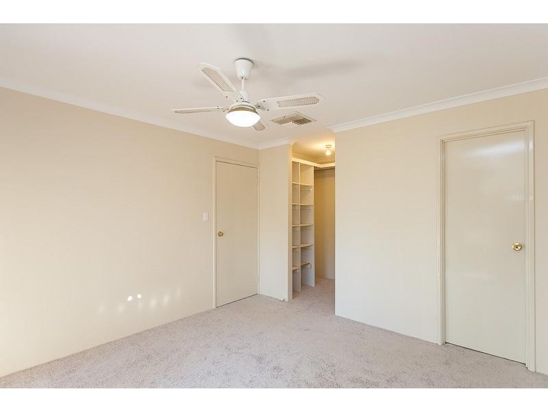 20 Carawatha Avenue, Mount Nasura WA 6112