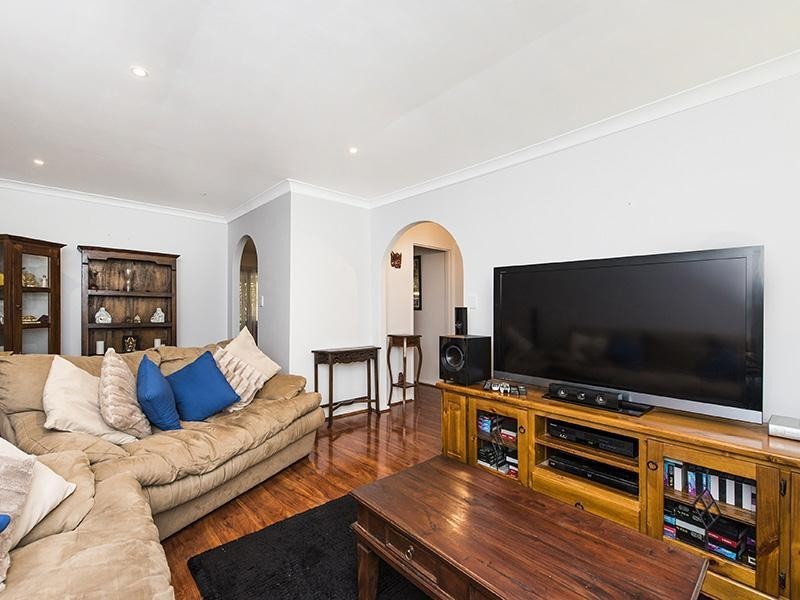 67 Unnaro Street, Hillman WA 6168