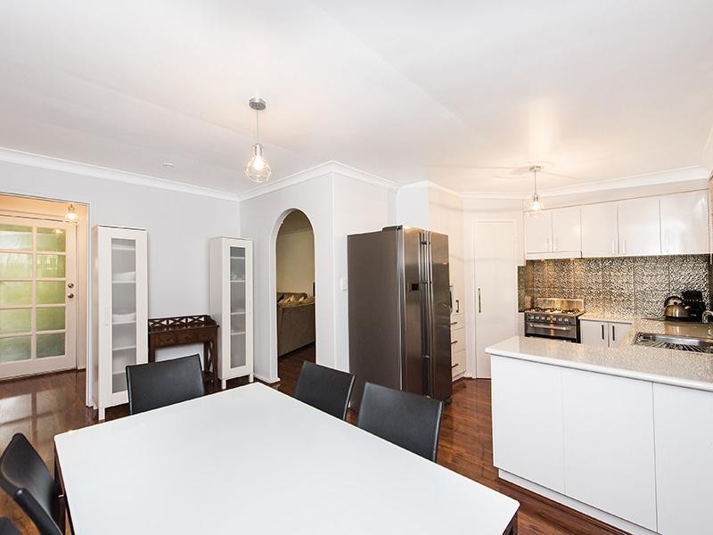 67 Unnaro Street, Hillman WA 6168