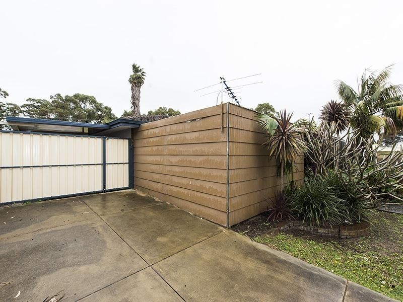 67 Unnaro Street, Hillman WA 6168