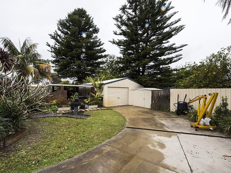 67 Unnaro Street, Hillman WA 6168