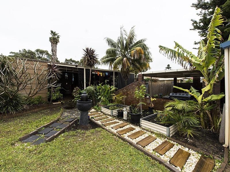 67 Unnaro Street, Hillman WA 6168