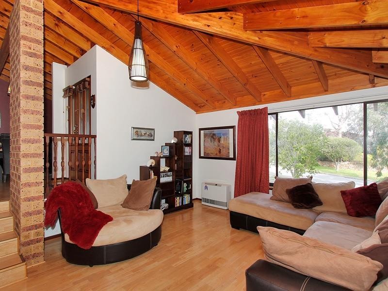 1 Jasper Place, Mount Richon WA 6112