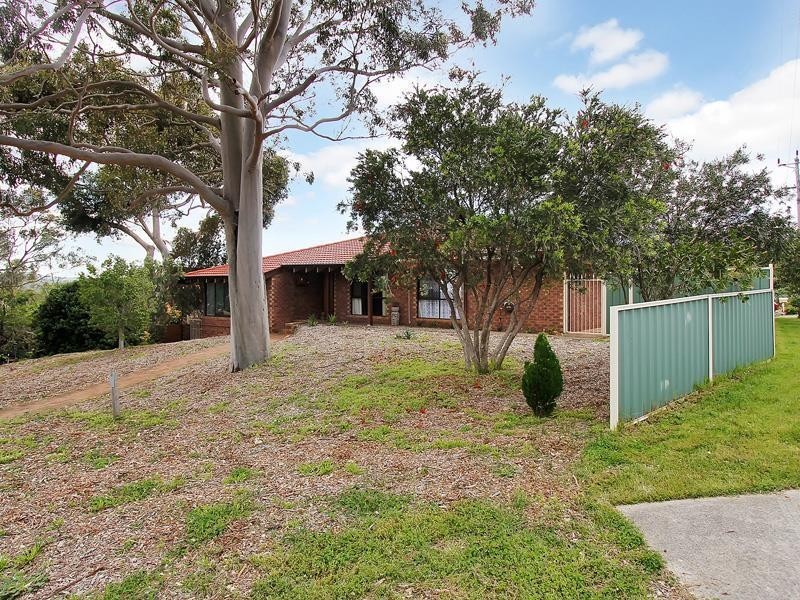 1 Jasper Place, Mount Richon WA 6112