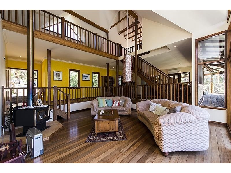 112 Amethyst Crescent, Mount Richon WA 6112