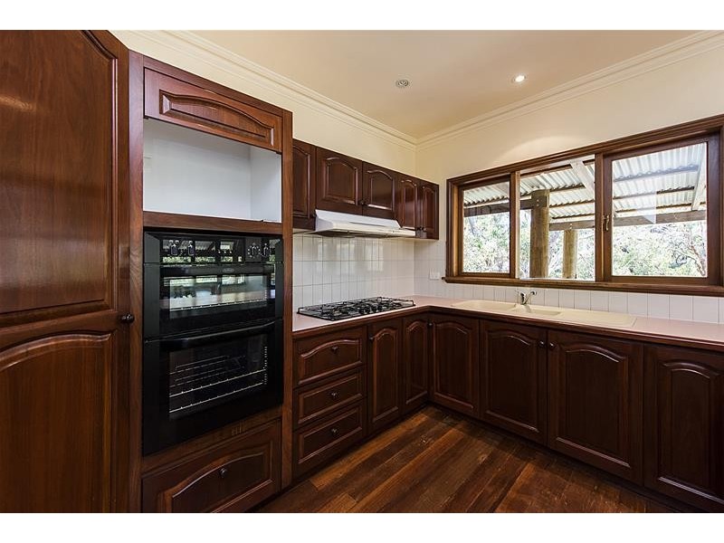 112 Amethyst Crescent, Mount Richon WA 6112