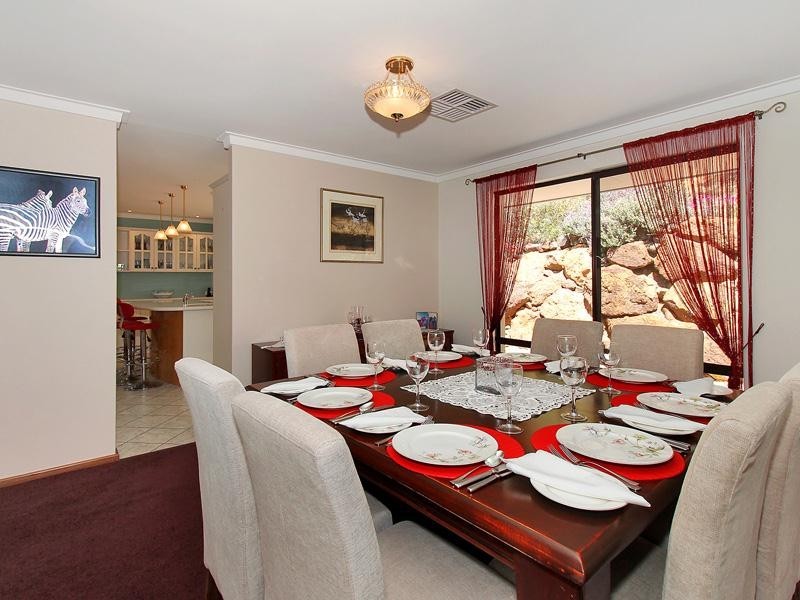 121 Salter Road, Mount Nasura WA 6112