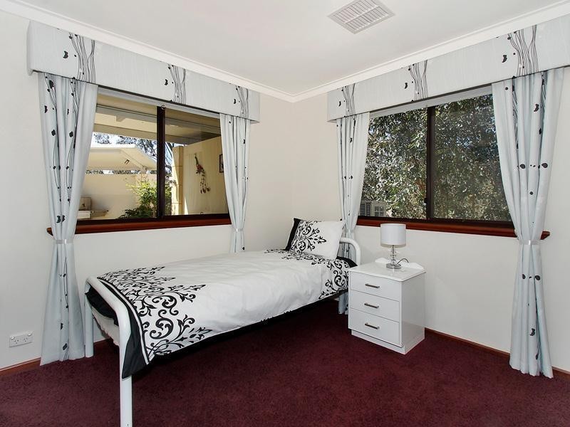 121 Salter Road, Mount Nasura WA 6112