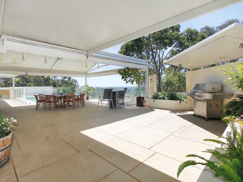 121 Salter Road, Mount Nasura WA 6112