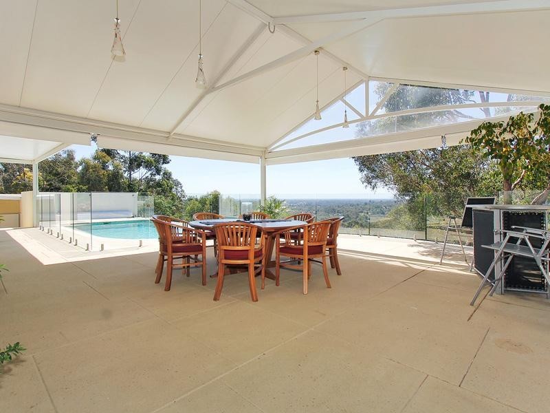 121 Salter Road, Mount Nasura WA 6112