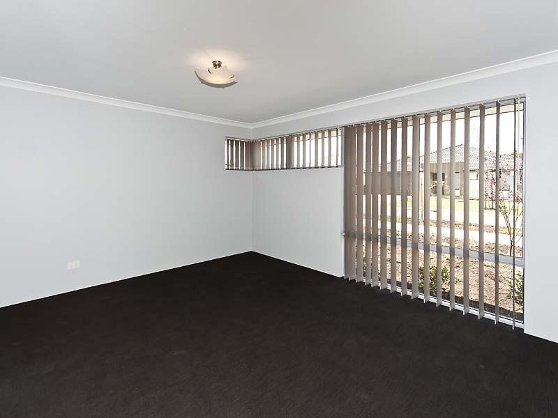 14 Harding Street, Hilbert WA 6112